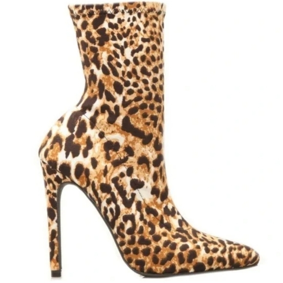 So Me Shoes - New Leopard print Boots Fall Winter Contemporary Formal Party Holidays Photos